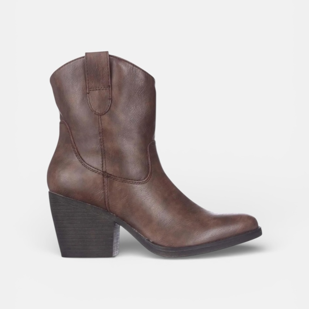 Madden Girl Ramz Distressed Faux Leather Western Ankle Boot in Brown Sz 8 1/2